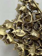 Vtg Signed GRAZIANO Gold-tone Pink & Topaz Color Rhinestone Star Brooch
