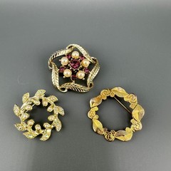 Vintage Wreath Brooch Lot Gold Tone Faux Seed Pearl Pink Stones Textured Brushed