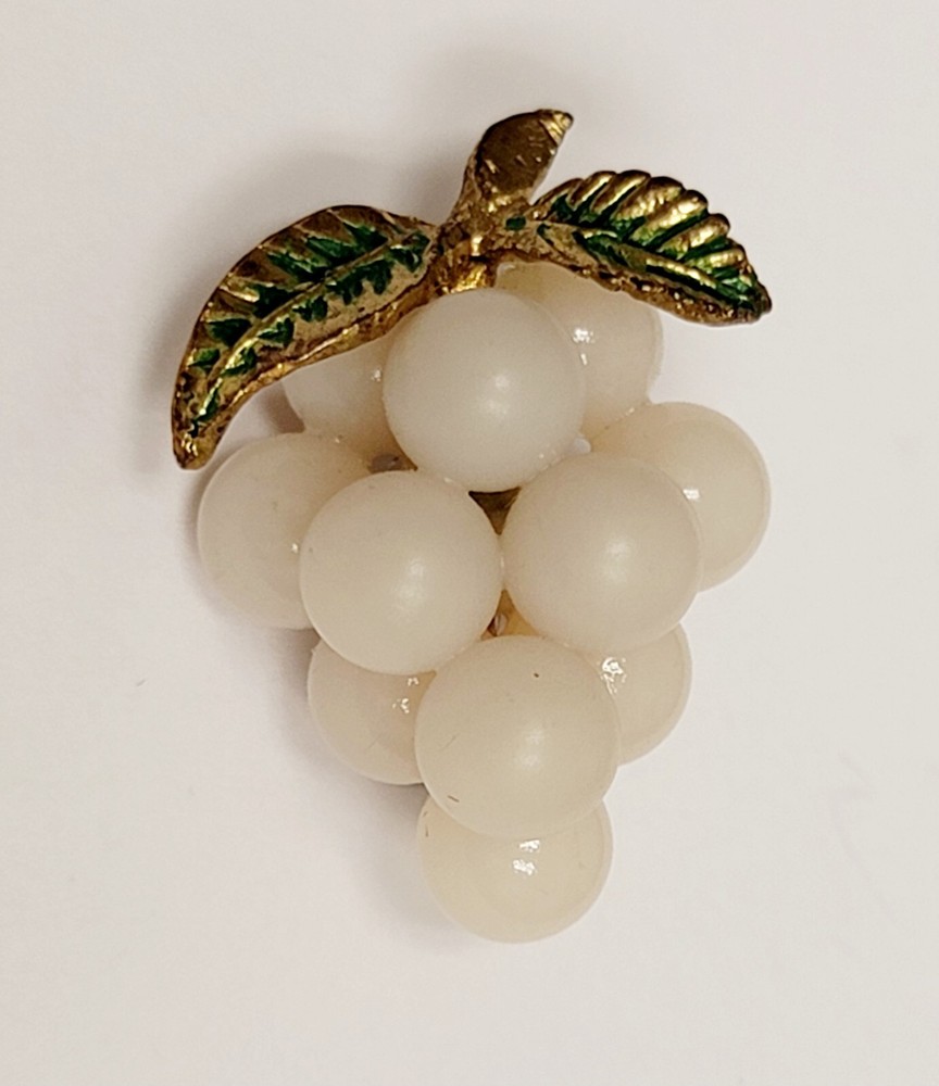 Vtg RARE Forbidden Fruit Grapes Small Brooch Translucent White Lucite