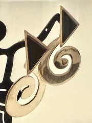 VINTAGE 925STERLING SILVER/BLACK STONE 1.5” DROP DANGLE SPIRAL EARRINGS~13 GRAMS