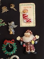 Vintage Christmas Holiday Jewelry Lot Brooches / Pins ~ Earrings ~ Key Ring