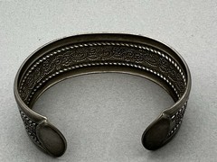 Lia Sophia Floral Embossed Silver Tone Cuff Bangle Bracelet Unmarked