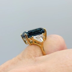 Vtg Sz 6 Ring Blue Clear Cubic Zirconia Signed 18KGE Gold Electroplated Jewelry
