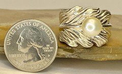 Vintage Large Sterling Silver 925 Leaf 9mm Cultured Pearl Statement Ring SZ 7.5