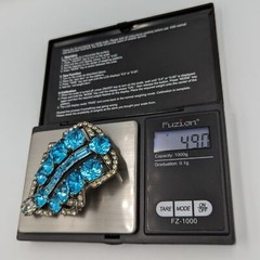 Stunning Big Eisenberg Original Vintage Rare Color Blue/Clear Crystal Fur Clip