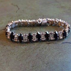 VINTAGE B. DAVID JET BLACK MARQUIS & ROUND RHINESTONE BRACELET 6.5″