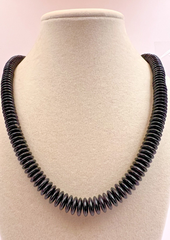 Funky Vintage Black Mod Acrylic Disc Necklace Barrel Closure Clasp Beaded Long