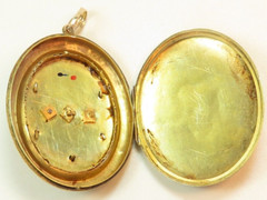 Victorian 1800’s 2 Picture Engraved Locket 19/13K Yellow Gold Emerald Ruby Pearl