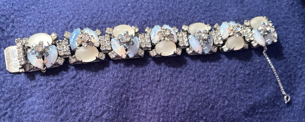 Wiess NY New York Braclet Silver Tone Chain Link 7 Inch Vintage