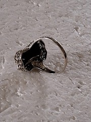1920s Art Deco Solid 14K White Gold Filigree, Onyx Inlay & Diamond Ring 7.25
