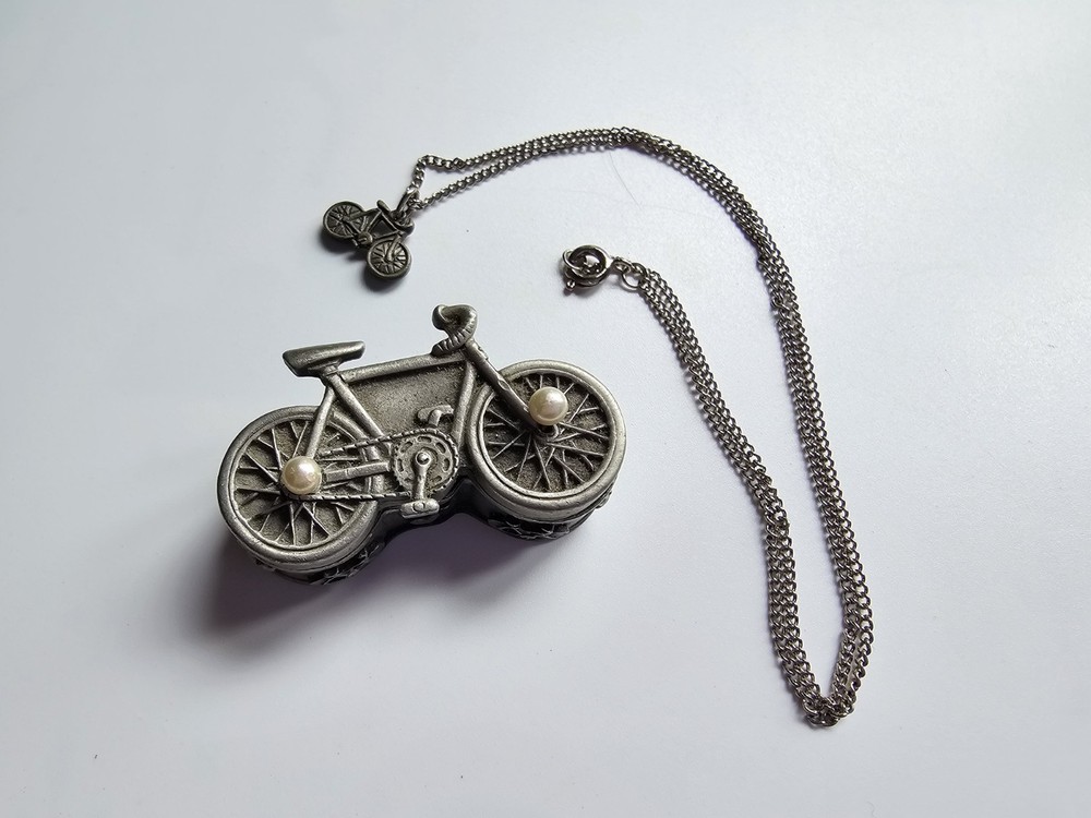 Vintage Ms. Dee Pewter Bicycle Trinket Box W/ Necklace 15” Earrings & Brooch