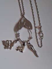 Vtg Monet Charm Necklace Silvertone+3 Charms+Beaded Spacers Signed 30″ 1980’s