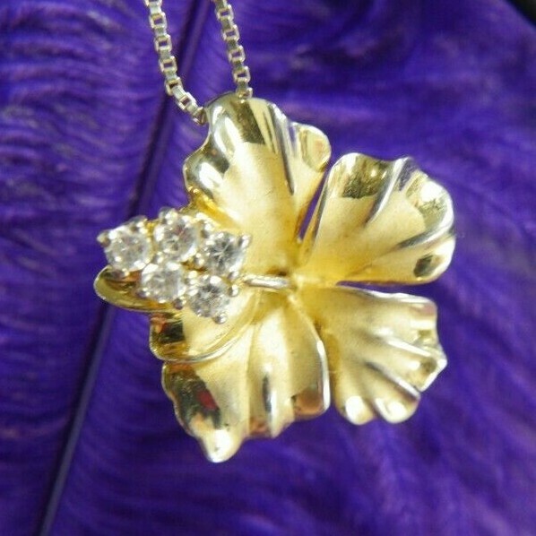 Hibiscus white stone VERMEIL 0.925 Sterling Silver Estate 20″ BOX Chain Necklace