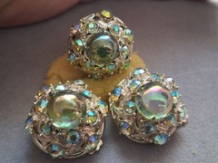 Hollycraft 1950s demi-parure green cab & AB clip on earrings & adjustable ring