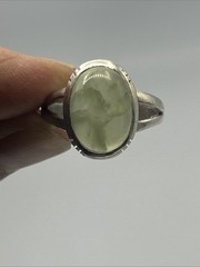 Vtg Sterling Silver 925 Oval Green Cabochon Prehnite Gemstone Ring size 10