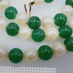 Vintage Cultured Pearl & Aventurine Necklace 28 in 7 mm Hidden Clasp 1980s