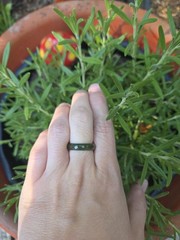 Vintage Ring Green Stone Carved Unknown Stone Agate Jade Size 6 Estate Pull