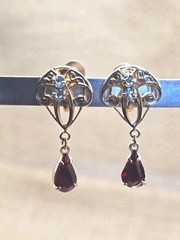 Art Nouveau Red Glass Screw Back Dangle Earrings Gold Tone