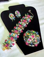 Juliana Rhinestone BRACELET BROOCH EARRING SET Book Pcs Watermelon Vitrail Rare
