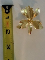 Vtg Gold Tone 2 Inch Iris Orchid Brooch