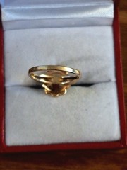 Vintage Estate 10K Yellow Gold Ring with Cultured Pearl!! Size 5.75!! 2 Grams!!