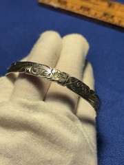 VTG Sterlng Silver Two Tone Hawaiian Etched Floral Bangle Bracelet Hawaiian +14g