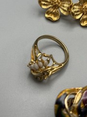 Mixed Lot Of Vintage Fashion Jewelry Estate Sale