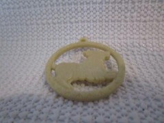 Vintage Celluloid 1.5″ Charm Pendant Ornament Scottie Terrier Westie Dog 1940’s
