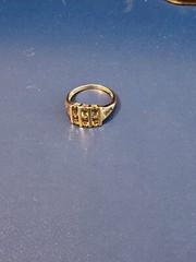 14K YELLOW GOLD BLUE/GREEN STONE RING SIZE 8.75, 3.5g