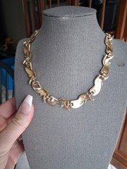 15 inch Trifari Statement necklace