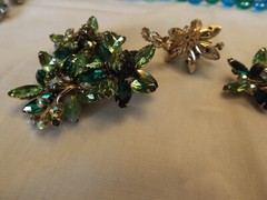 Vntg D&E Juliana Brooch Green Navettes,Rhinestones,Poured Stones Marked by Style