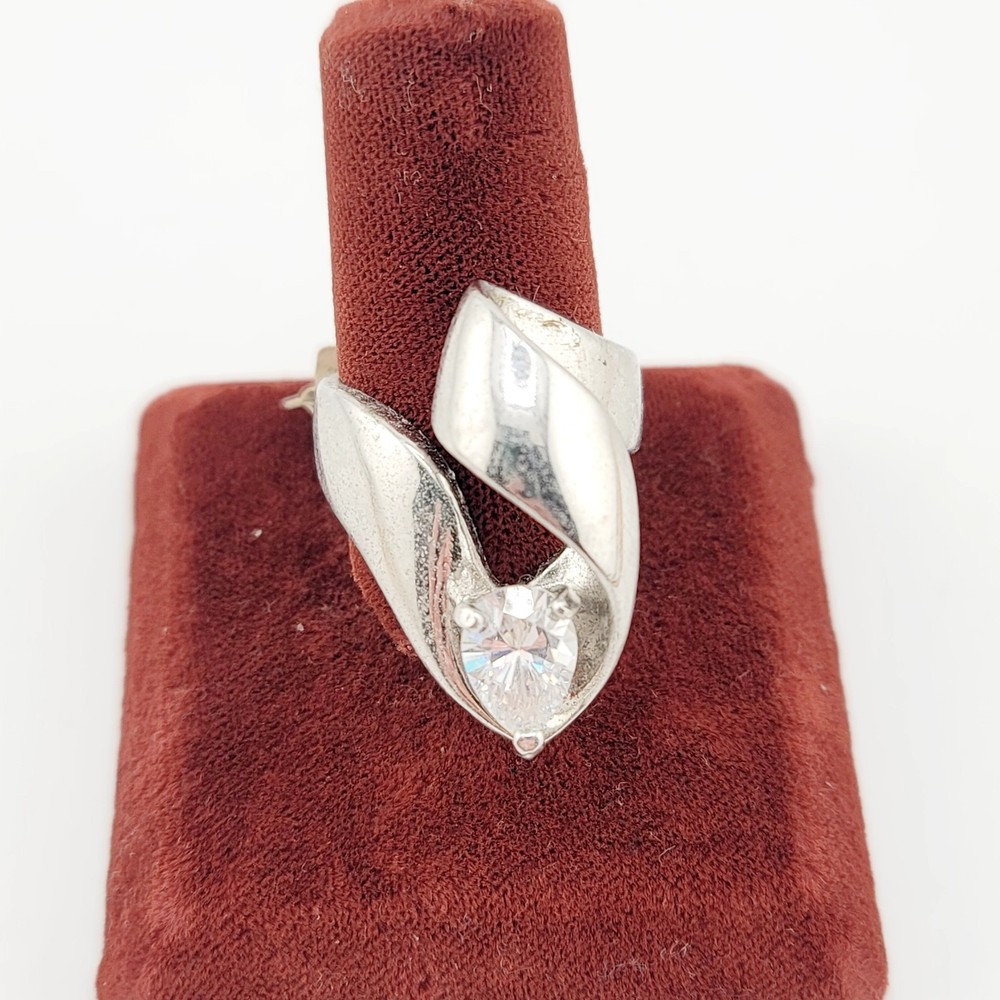Vtg Sz 8 Ring Lg Pear Cubic Zirconia 18KGE White Gold Electroplated Jewelry Curl
