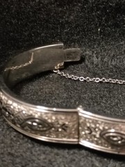 BB Binder Brothers Sterling Hinged Bangle Bracelet Etched Ornate w/ safety chain