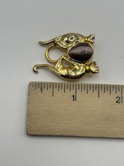 Vintage Gold Tone Cat Brooch Cat’s Eye Cabochon Stone Figural Pin Purple Animal