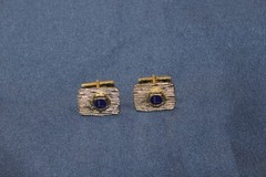 Collect Vintage Cufflinks Lions International Gold-Tone Alloy