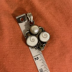 vintage shiva eye, pearl Women’s pendant in silver tone