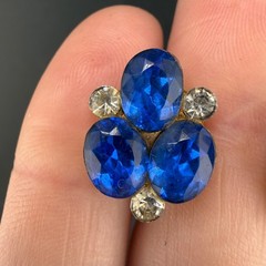 Vintage Rhinestone Screw Back Earrings Blue Sparkle Gold Tone