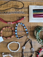 Large 30pc Lot of Bracelets & Necklaces Glass Acrylic Stone Costume Statement