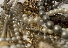 4Lb Mixed Mystery Jewelry Lot Vintage Mod Boho Bead Necklaces Bracelets Earrings