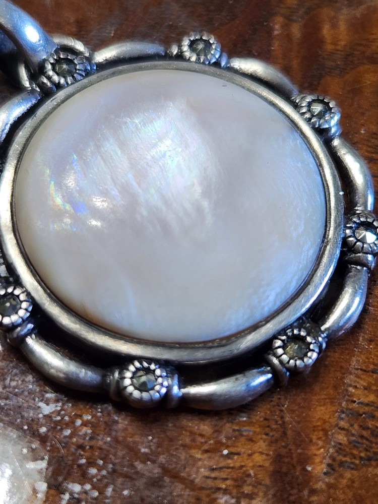 Vintage Sterling Silver Pendant Mother OF Pearl Marcasite Accents 10.6g