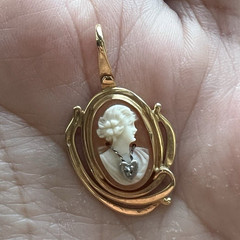 Oval Cameo Portrait Pendant Charm, 14K Solid Gold, Oval Stone Color + Diamond