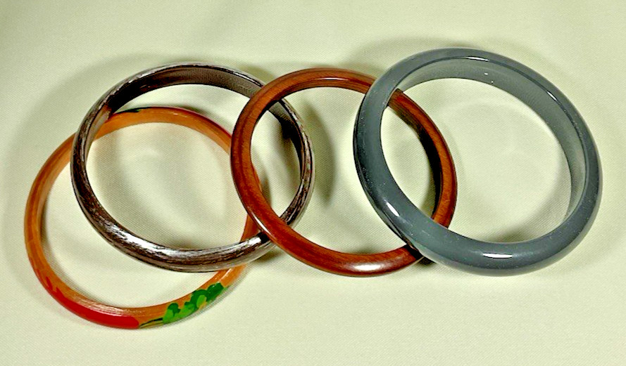 Lot of 4 Bangle Bracelets Wood-like Lacquered Painted 2 Gray 1 Brown 1 Multi EUC