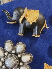 Vintage Jewelry Mixed Jewelry Lot Brooch, Earrings & Ring