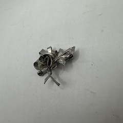 Sterling Silver JJJ Rose Flower Ribbon Brooch Pin Pendant (3.12g)