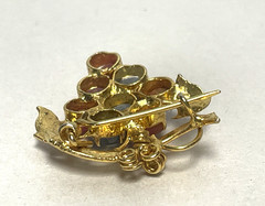 Vintage Gold Tone Ruby Sapphire Grapes Brooch Pin Fruit Cluster 1″ 7g