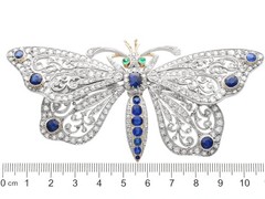 6.25Ct Basaltic Sapphire 0.24Ct Emerald 7.30Ct Diamond 15k Yellow Gold Brooch
