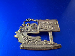 VTG AJC Gold Tone Brooch Pin FOR SALE SOLD HOUSE Realtor Sign in Yard HOME