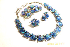 RARE VTG CORO BLUE RIBBED AB GLASS RHINESTONE NECKLACE BROOCH EARRINGS SET