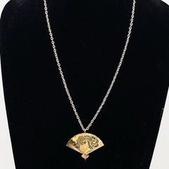 Vintage Fan Necklace Gold Tone Collapsable Pendent 2 Scenes 24″ Chain