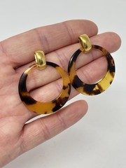 Vintage Chic NAPIER Tortoise Acrylic Resin Dangle Hoop Door Knocker Earrings